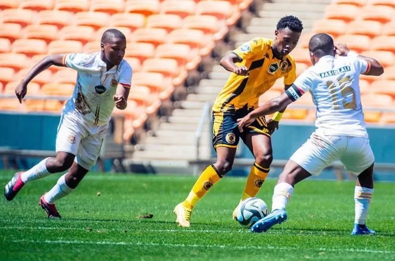Kaizer Chiefs DDC star Siphesihle Tati is thought to be on the radar of the two DStv Premiership clubs and one abroad.
