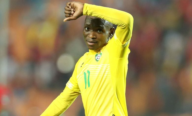 Khama Billiat in Zimbabwe national team colors