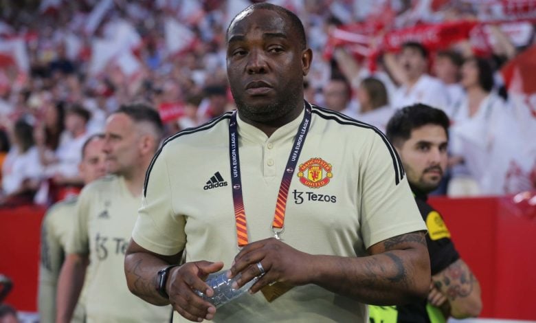 Manchester United strikers coach Benni McCarthy