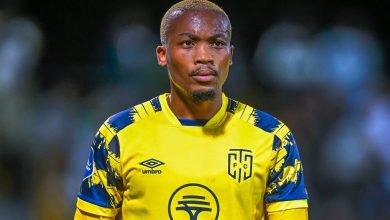 Comitis reveals 'only' club that enquired about Khanyisa Mayo