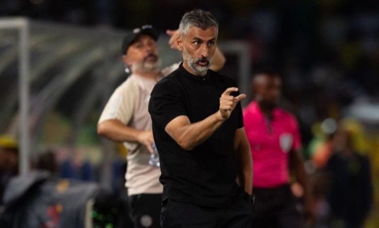 Jose Riveiro on the sidelines during Orlando Pirates match in the DStv Premiership