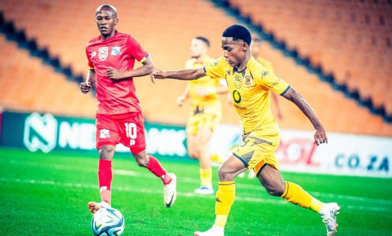 Mfundo Vikalazi in action for Kaizer Chiefs in the Nedbank Cup