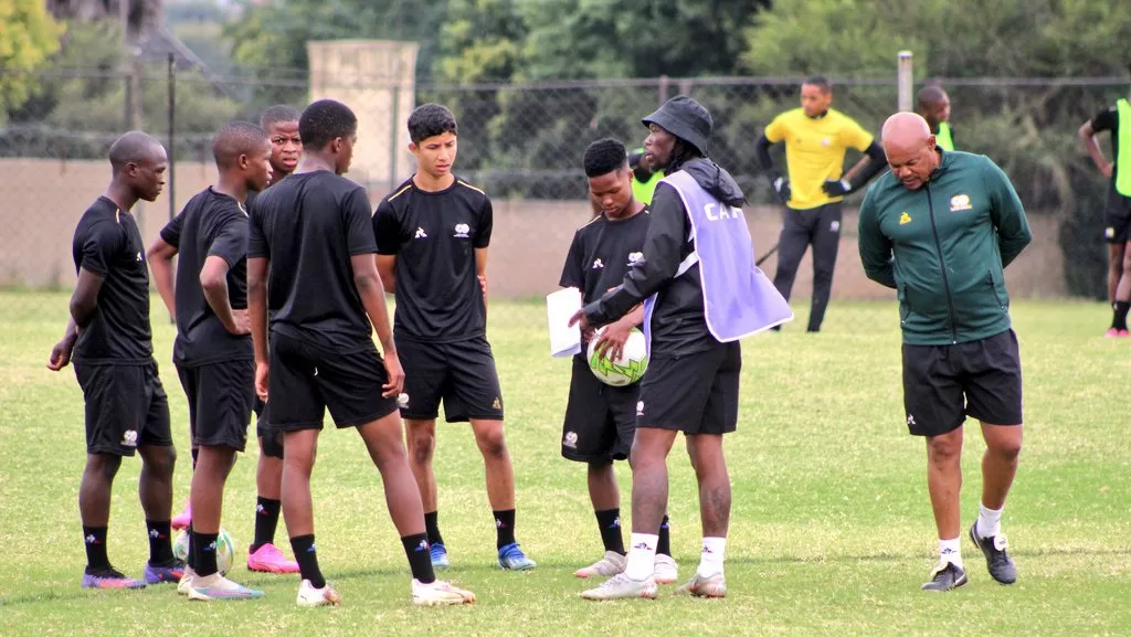 Reneilwe Letsholonyane on the pitch with SA U20s during training
