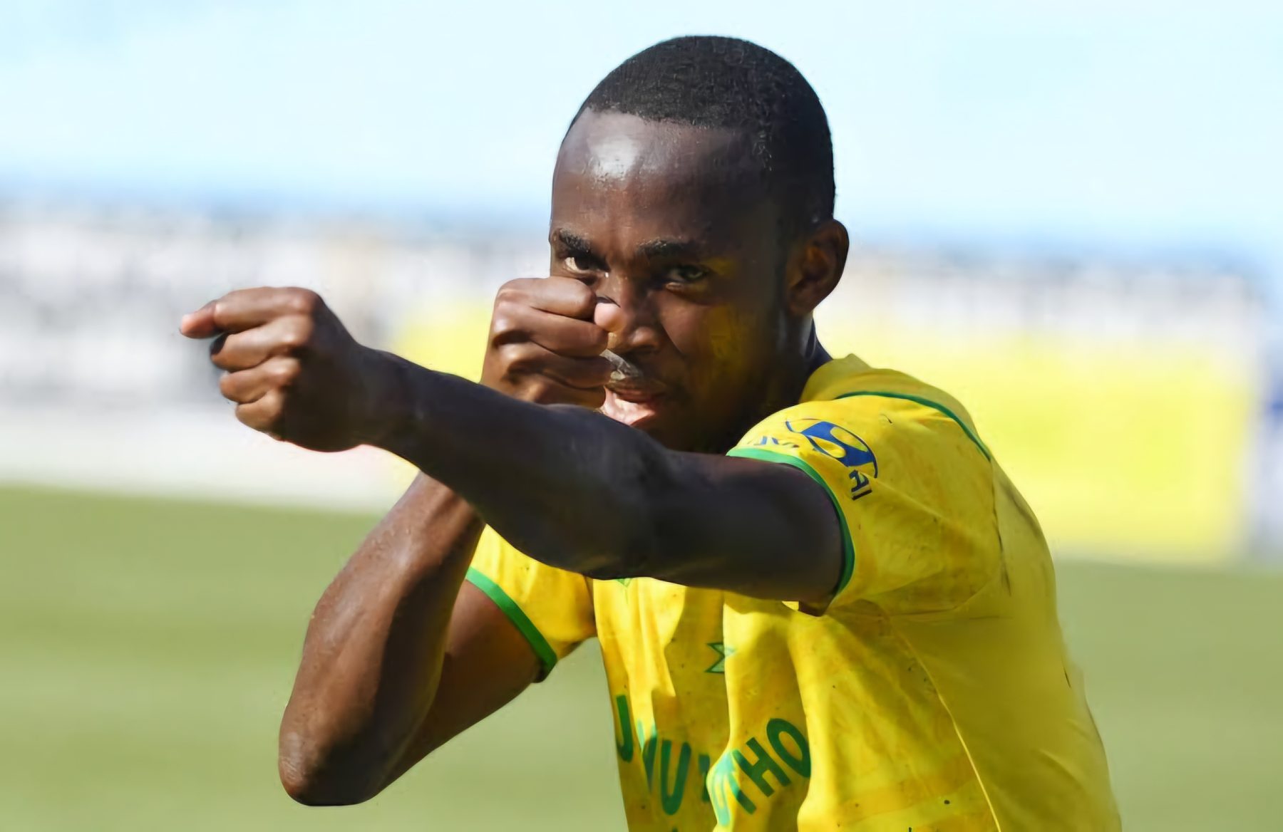 Sundowns secure revenge and top spot with win over Mazembe