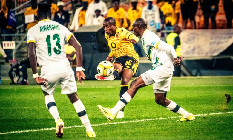 Wandile Duba in action for Kaizer Chiefs against Golden Arrows
