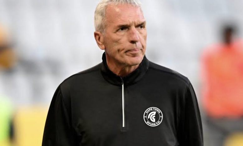 Cape Town Spurs coach Ernst Middendorp rally behind Kaizer Chiefs to save him from relegation