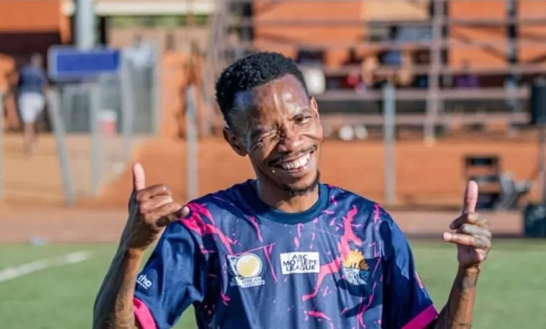 Joseph Molangoane in Sunrise FC colours.