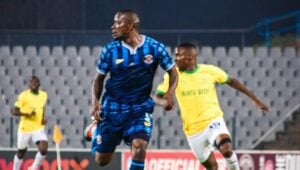 Moroka Swallows vs Mamelodi Sundowns in the DStv Premiership