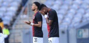 Mozumuhle Khanyi in action for Hungry Lions FC