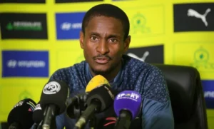 Mamelodi Sundowns head coach Rulani Mokwena