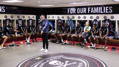 Jose Riveiro of Orlando Pirates in the changing room with his players
