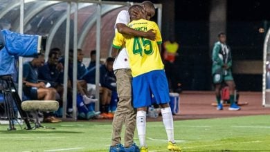 Rulani Mokwena and Thembinkosi Lorch on the pitch