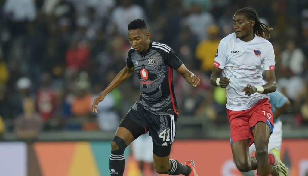 Thalente Mbatha in action for Orlando Pirates
