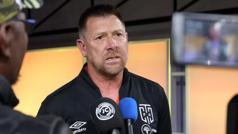 Cape Town City FC coach Eric Tinkler addressing the media