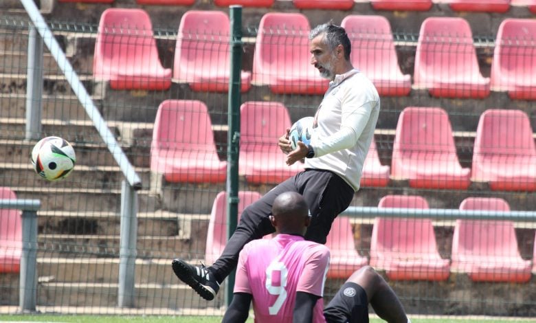 Orlando Pirates coach Jose Riveiro