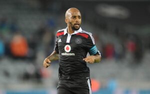 Oupa Manyisa playing for Orlando Pirates