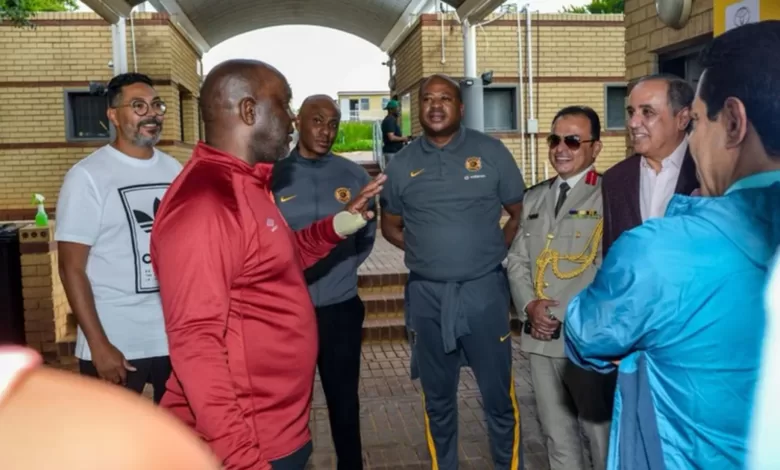 Pitso Mosimane during his visit at the Kaizer Chiefs Village
