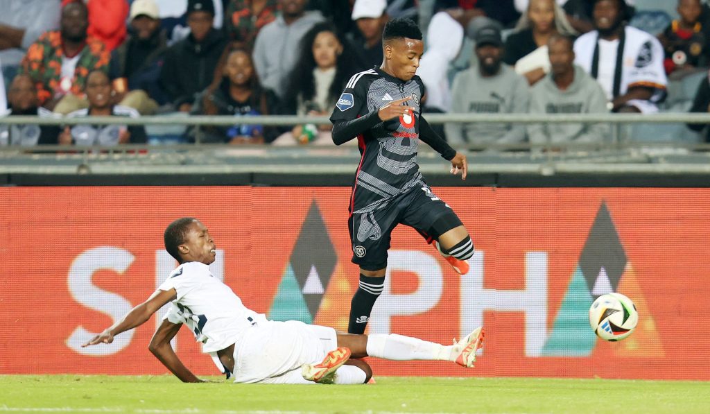 Relebohile Mofokeng in action for Orlando Pirates in the league