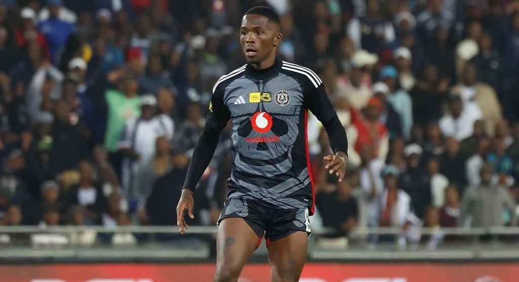 Thabang Monare in action for Orlando Pirates