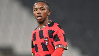 Aphelele Teto signs for Chippa United.