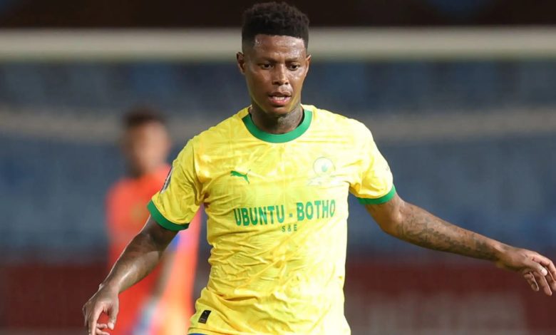 Bongani Zungu in action for Mamelodi Sundowns