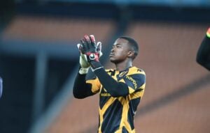 Bontle Molefe during Kaizer Chiefs warm-up session