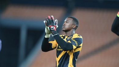 Bontle Molefe during Kaizer Chiefs warm-up session