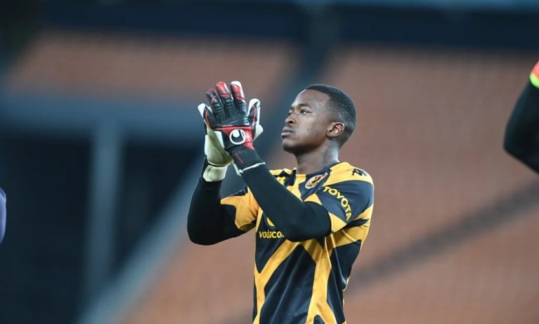 Bontle Molefe during Kaizer Chiefs warm-up session