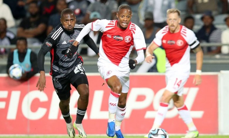 Luvuyo Phewa in action against Orlando Pirates