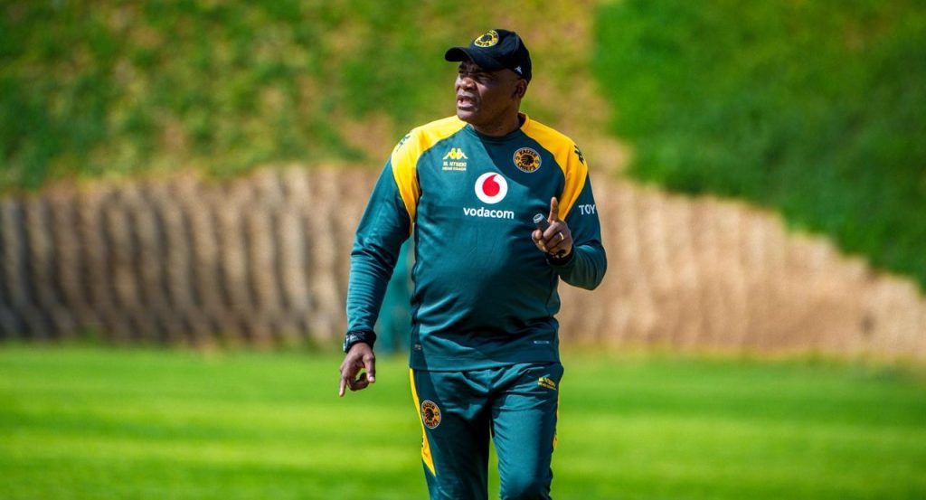 Molefi Ntseki at Kaizer Chiefs training