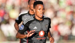 Relebohile Mofokeng in action for Orlando Pirates in the DStv Premiership