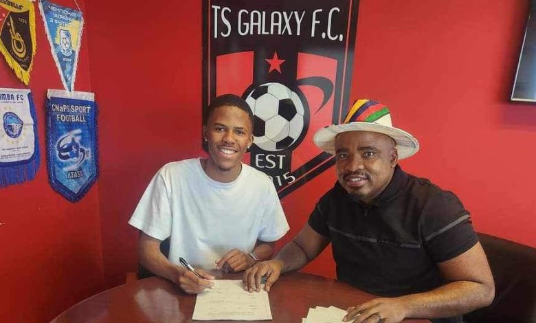 Owethu Khumalo and TS Galaxy boss Tim Sukazi