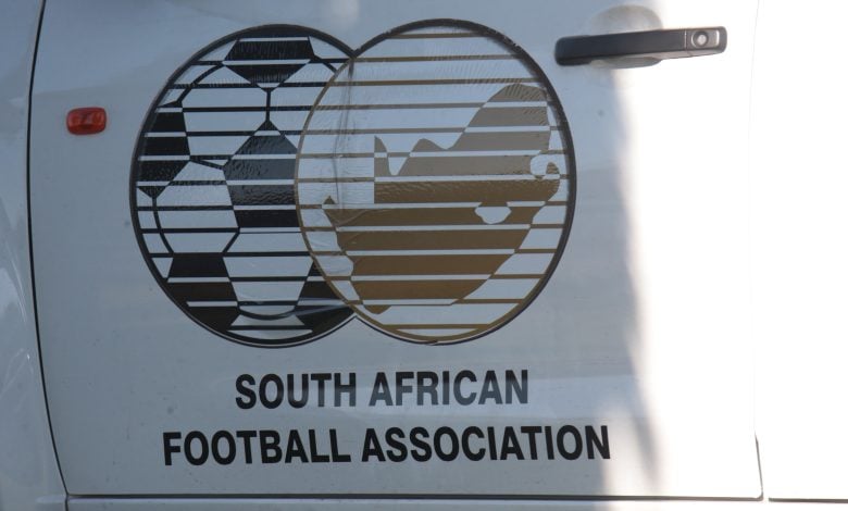 The SAFA Sedibeng Region leaders are up in arms over the misinterpretation of rules, resulting in promotion playoffs being halted.