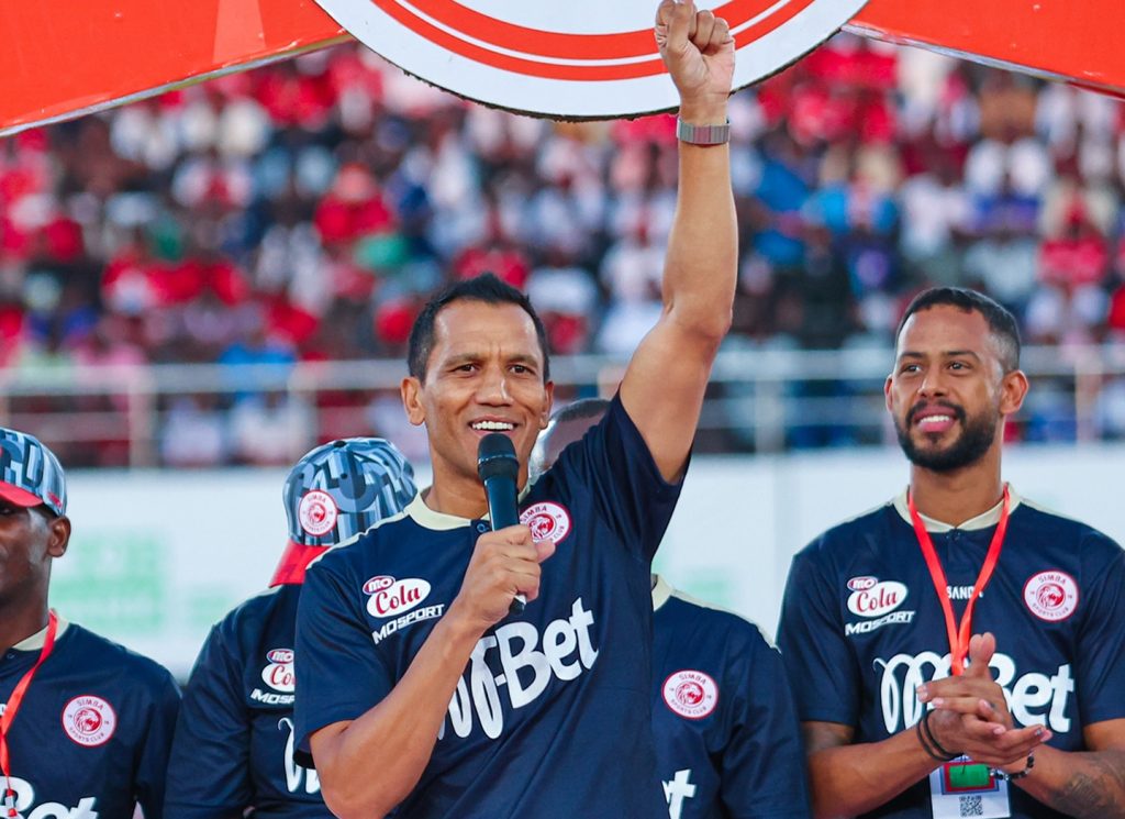 Simba SC coach Fadlu Davids