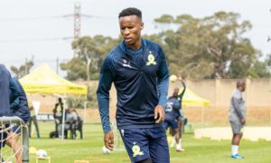 Broos on potential implications of Zwane remaining benchwarmer at Sundowns