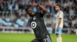 Bongokuhle Hlongwane celebrates for Minnesota United