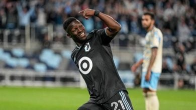 Bongokuhle Hlongwane celebrates for Minnesota United