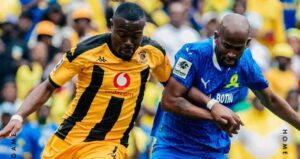 Betway Premiership between Kaizer Chiefs and Mamelodi Sundowns