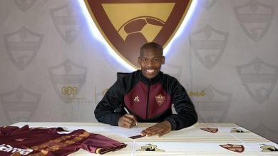 Carling knockout Champions Stellenbosch FC have confirmed the signing of Chumani Butsaka from Cape Town Spurs.