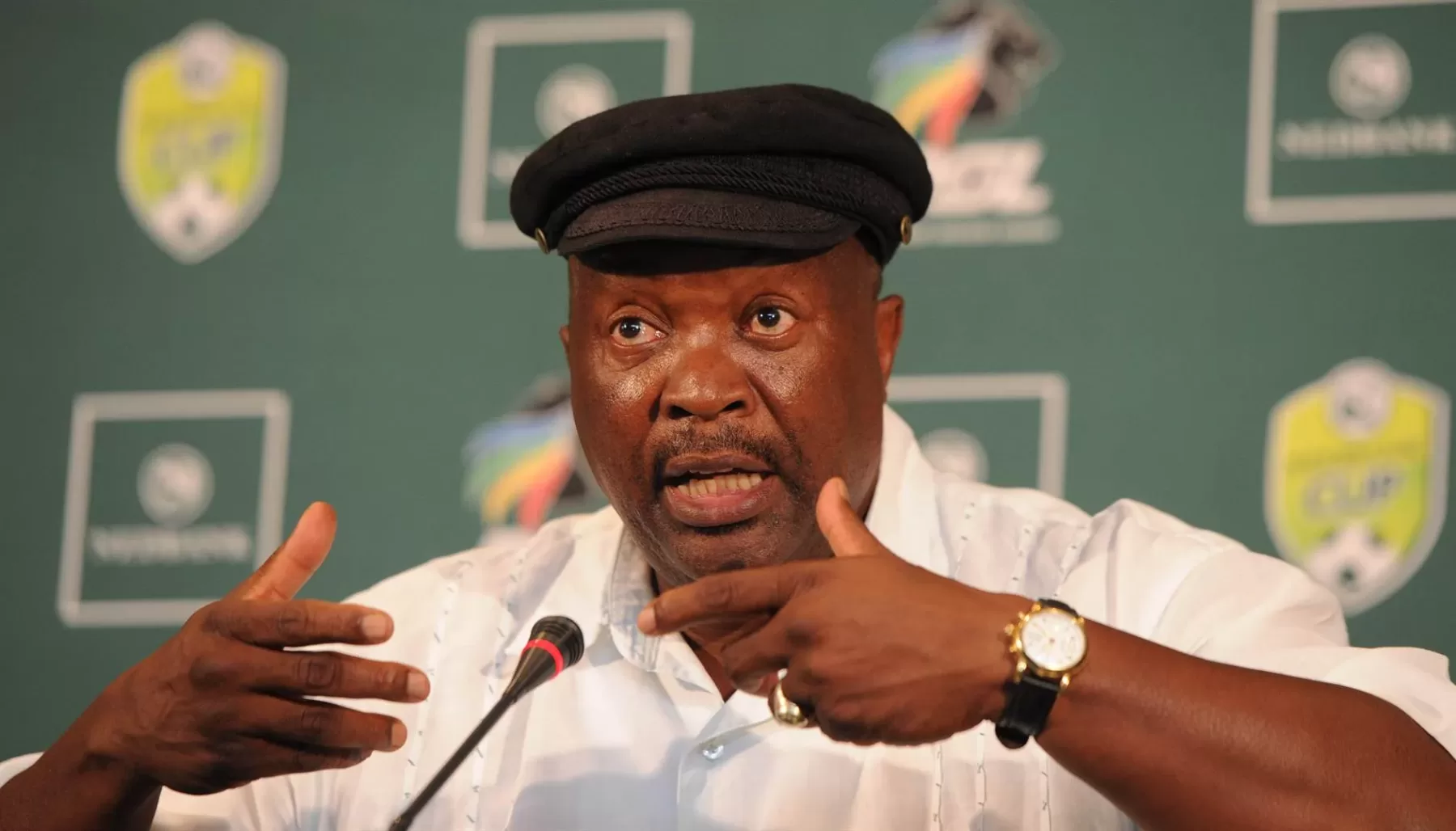 Jomo Sono addressing the media