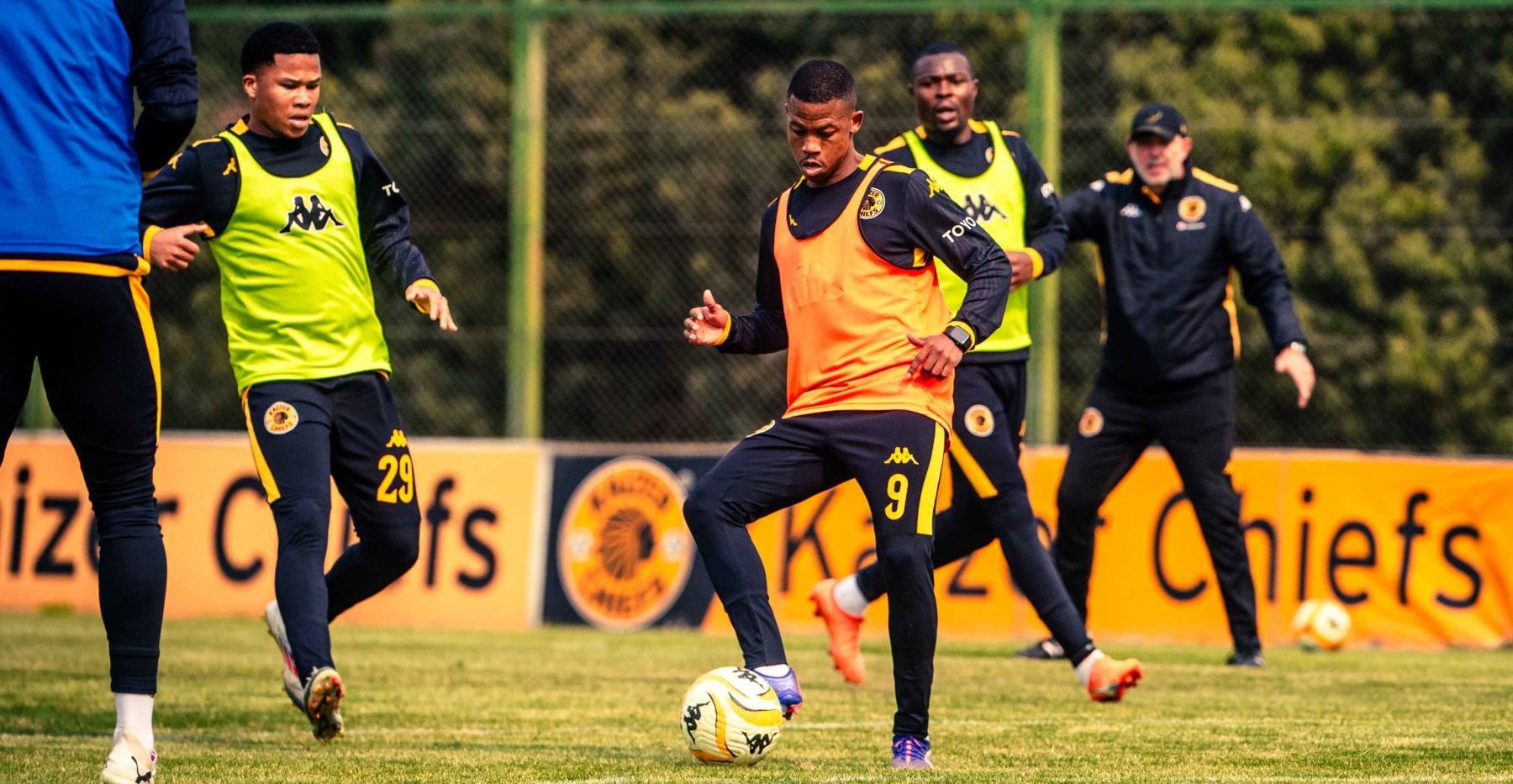 Kaizer Chiefs Nasreddine Nabi conducting training session