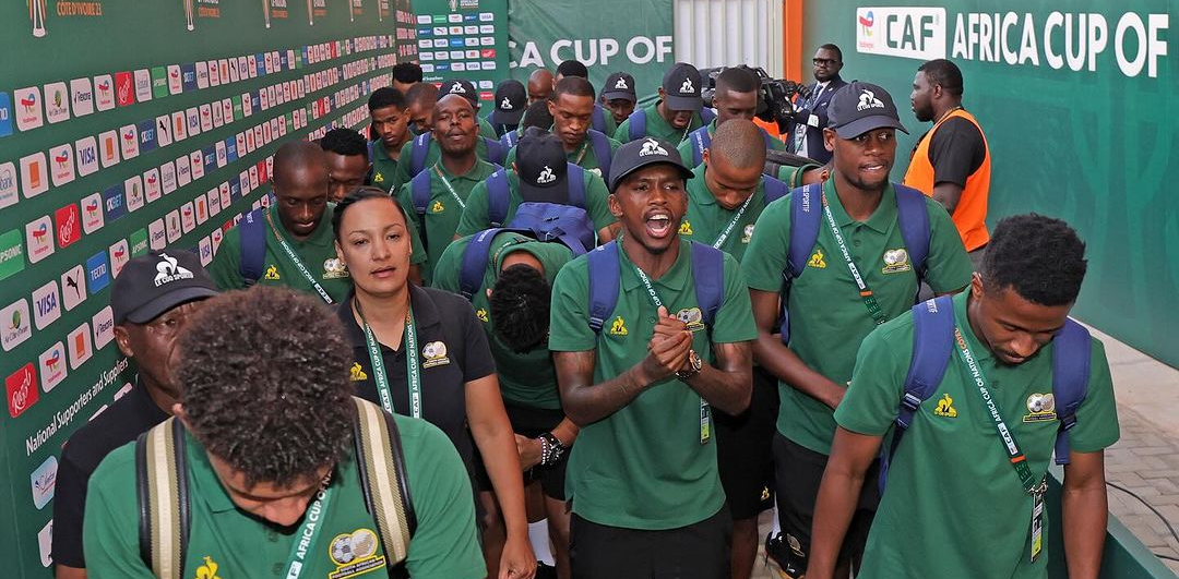 Thabang Monare with Bafana Bafana players