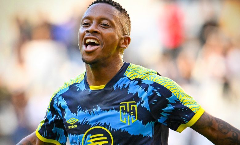 Thabiso Kutumela in action for Cape Town City