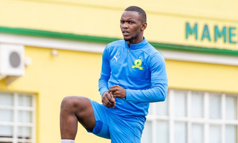 Mamelodi Sundowns defender Asekho Tiwani in training