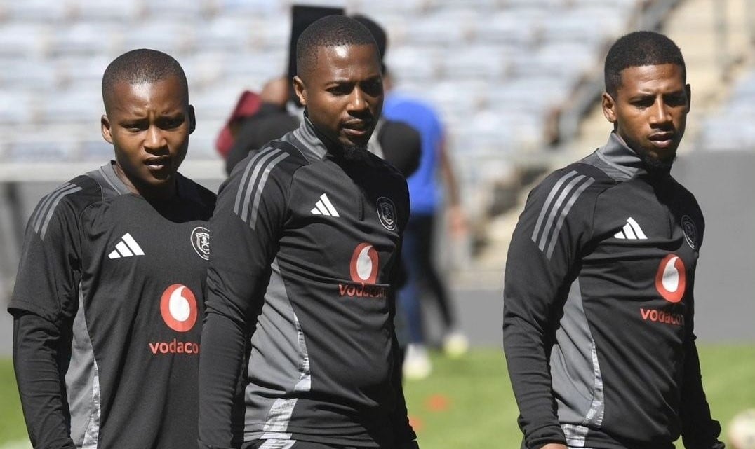 Bandile Shandu at Orlando Pirates training