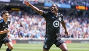 Bongokuhle Hlongwane celeberating a goal scored for his club