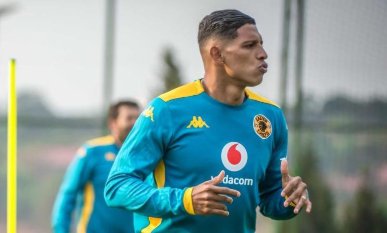 Kaizer Chiefs midfielder Edson Castillo has been ruled out for up to five months due to a fractured fibula, the club confirmed.