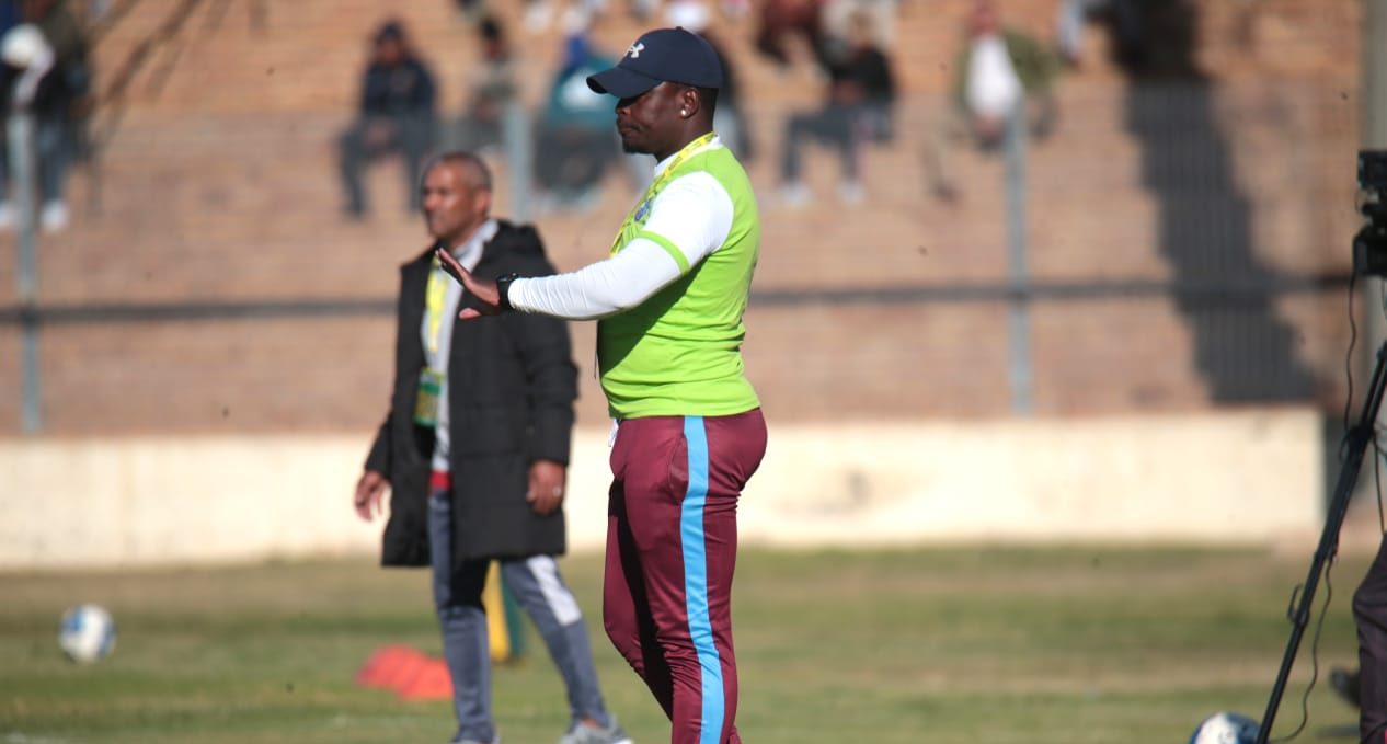 Coach Tshepo Motsoeneng during ABC Motsepe National Playoffs