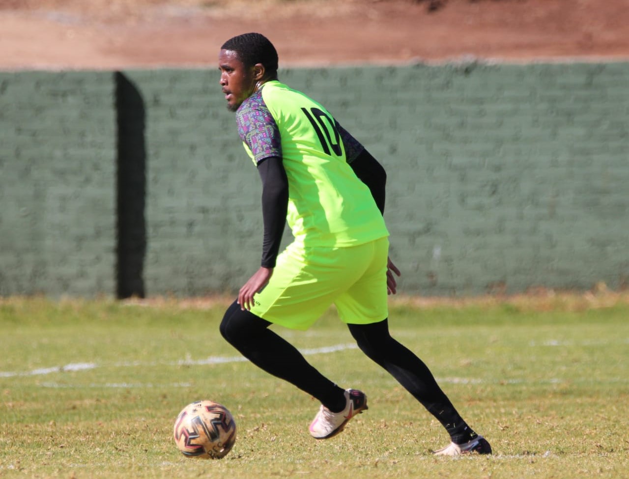 Malawian International Gerald Phiri Jr has been spotted at his former club Baroka FC as the search for a new club continues.