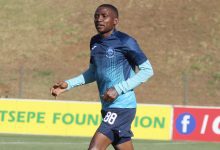 Ntsako Makhubela training with Durban City